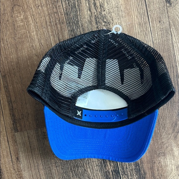 Youth boys Hurley Blue and Black Logo Trucker Cap - Picture 3 of 4